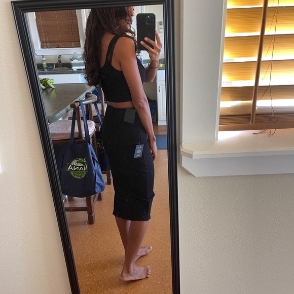 Black ribbed bodycon two piece midi dress - Picture 7 of 9